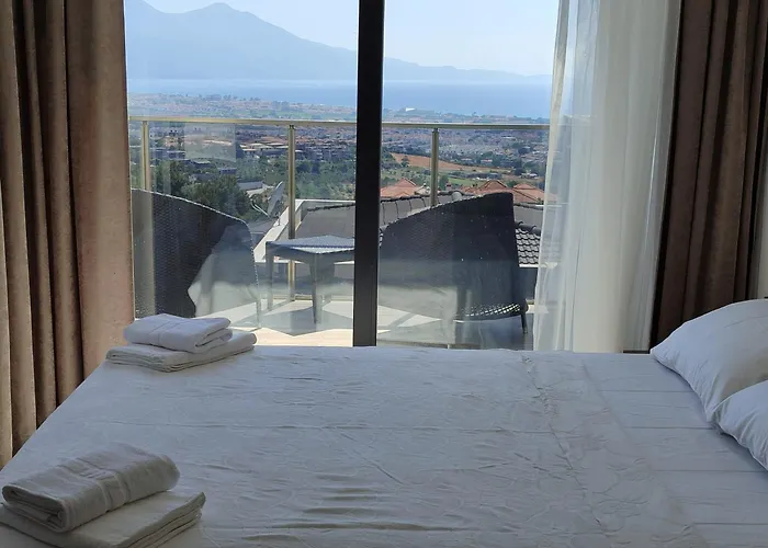 Sunset كوشاداسيه